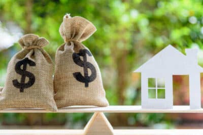 Refinanciación en efectivo vs. Préstamo con garantía hipotecaria