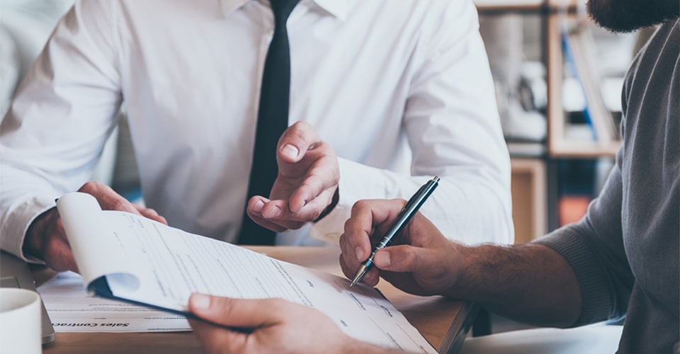¿Un préstamo personal con cofirmante? Puede reducir tus tasas y más