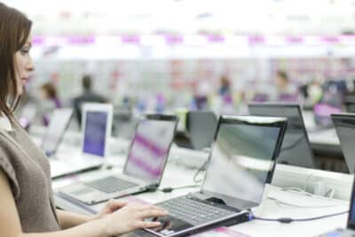 10 consejos para comprar un nuevo ordenador portátil con un presupuesto ajustado