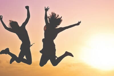 7 ideas para reducir la deuda estudiantil este verano