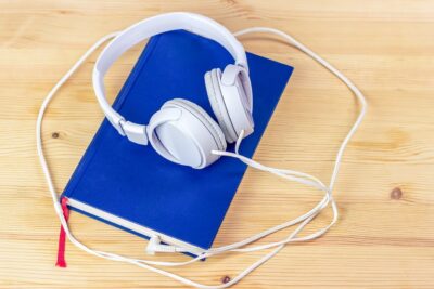 9 audiolibros gratuitos sobre finanzas personales