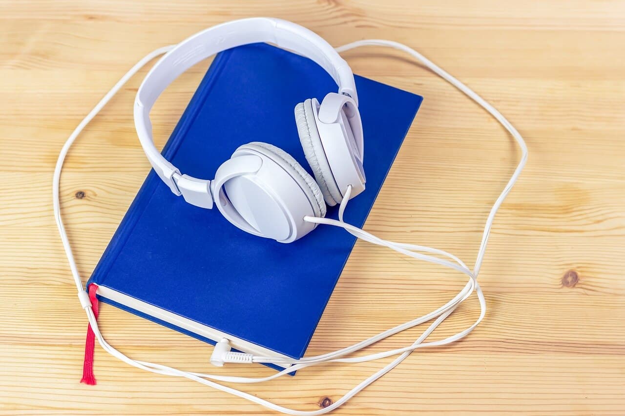 9 audiolibros gratuitos sobre finanzas personales