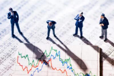 Contango vs. Backwardation: ¿Cuál es la diferencia?