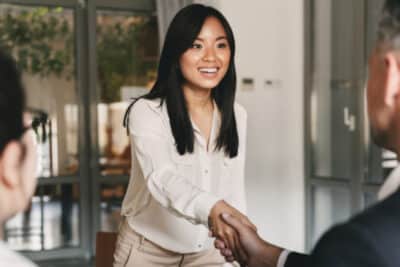 Esposas de oro: Definición, beneficios y ejemplos