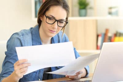 Refinanciación de préstamos estudiantiles: Variable vs. Fijo - ¿Cuál ofrece el mejor trato?