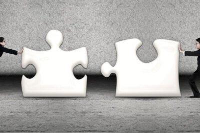 ¿Cuál es el mejor método para reunir capital para una empresa emergente?