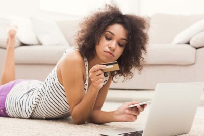 ¿Es bueno pagar la deuda de la tarjeta de crédito con un préstamo personal?