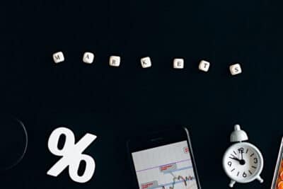 ¿Por qué las empresas recompran acciones?