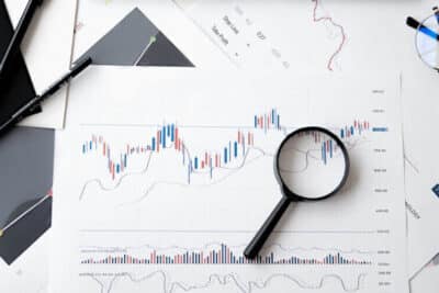 ¿Qué es la DD en acciones? Explicación y preguntas frecuentes