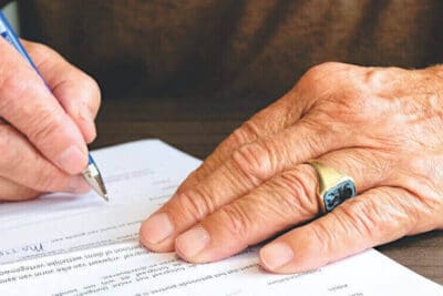 ¿Qué significa "bajo contrato" en el sector inmobiliario?
